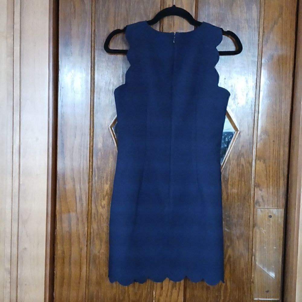 J CREW Scalloped Navy Sheath Sleeveless Dress Sz 0 - Picture 9 of 11